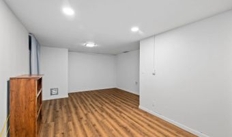 3923 MCCOMB Ave, Cheyenne, WY 82001