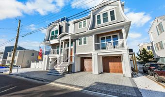 18 Mea Ln, Beach Haven, NJ 08008