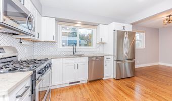 1836 Virnankay Cir, Ann Arbor, MI 48103