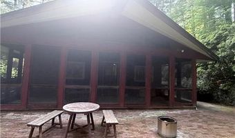 172 Greenville Rd, North Smithfield, RI 02896
