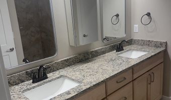 135 S Heritage Way, Andover, KS 67002