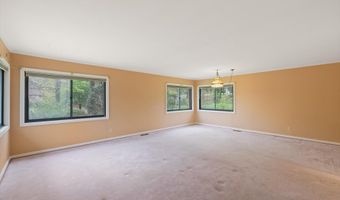 1801 Crestway Dr, Athens, TN 37303