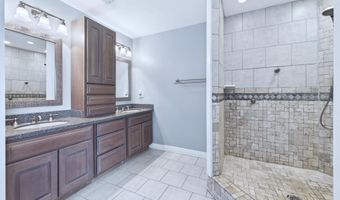 32 Diamond Dr, Barboursville, WV 25504