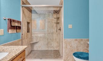 7151 Brant Pointe Cir, Indianapolis, IN 46217
