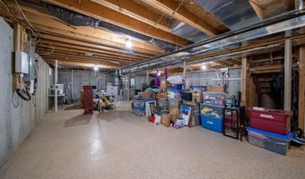1421 Douglas Ave E, North Providence, RI 02904
