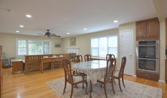 3720 KING ARTHUR Rd, Annandale, VA 22003