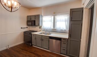 2425 Sanford Ave, Alton, IL 62002