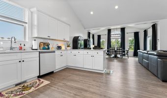 3850 Diuble Rd, Ann Arbor, MI 48103