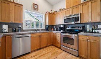 20967 YUKON St, Aurora, OR 97002