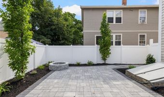 40 Atlantic St, Newport, RI 02840