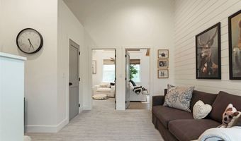14833 Sunburst Dr, Bigfork, MT 59911