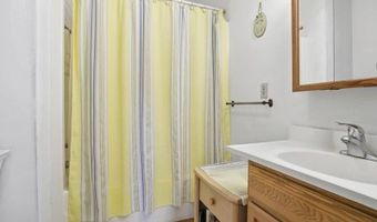 12 Linney St, Babbitt, MN 55706