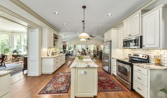 58 Church St, Belfast, ME 04915