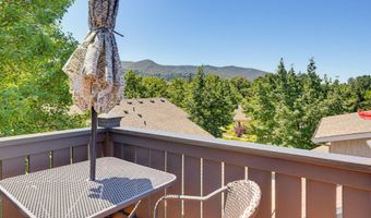 955 Overlook Dr, Ashland, OR 97520