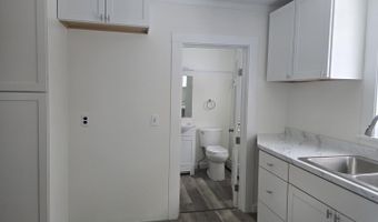 1555 Union St, Bangor, ME 04401