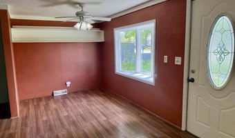 136 W Elizabeth St, Alma, MI 48801