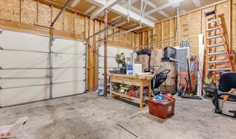 358 Lenape Trl, Allentown, PA 18104