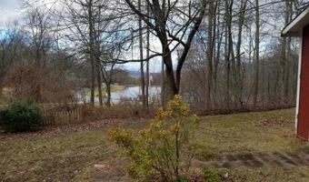 5 LakeView Dr S, Alloway, NJ 07419