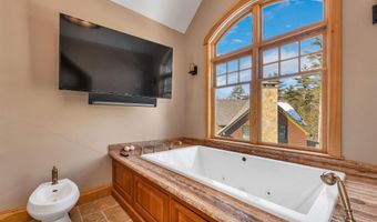 74 Bearfoot Creek Rd, Bartlett, NH 03812