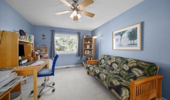 2935 Talaga Dr, Algonquin, IL 60102