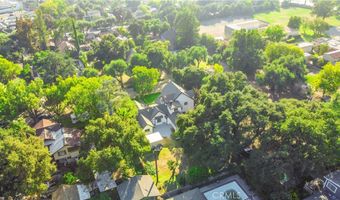 379 Buena Loma, Altadena, CA 91001