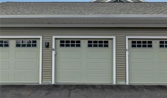 295 Northill Dr B, Amherst, NY 14221
