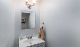 5 Lions Dr, Coventry, RI 02816