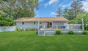 316 Seaman Ave, Beachwood, NJ 08722