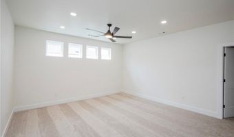 3406 Scoggins Rd, Bentonville, AR 72713