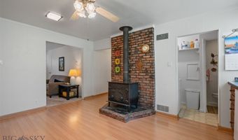 16 N White St, Anaconda, MT 59711