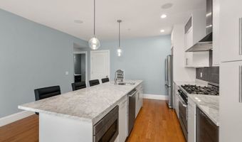 111 B St 8, Boston, MA 02127