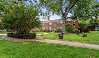 715 S WASHINGTON St A-32, Alexandria, VA 22314