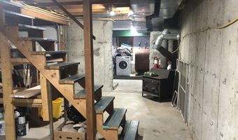 600 Bog Rd, Belvidere Center, VT 05442