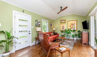 4200 Firethorne Rd, Charlotte, NC 28205