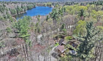 55 Mallard Dr, Becket, MA 01223