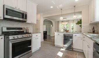 163 Garden Rd, Columbus, OH 43214