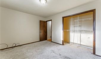 202 Big Tree Dr, Bentonville, AR 72712