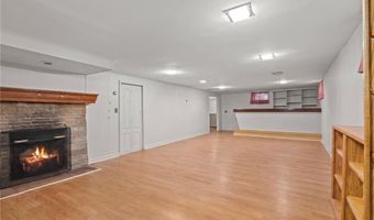 963 Hartford Ave, Johnston, RI 02919