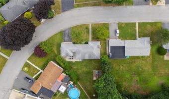 17 Golini Dr, Johnston, RI 02919