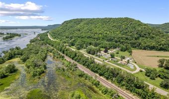 S1576 Lake Street, Alma, WI 54610
