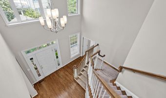 21553 CENTER POINT Cir, Ashburn, VA 20147