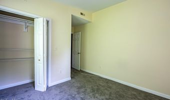 1712 THAMES St, Baltimore, MD 21231