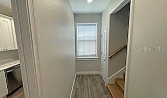 308 W BRIDGERS Ave, Auburndale, FL 33823
