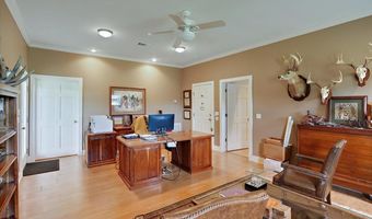 499 Breakwater Dr, Benton, MS 39039