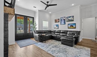 4229 Hampton Dr, Benton, AR 72019