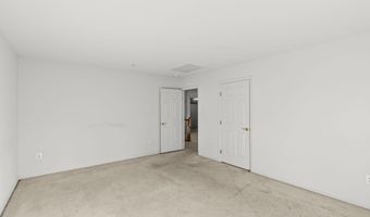 2004 GOLDEN MORNING Dr 30, Bowie, MD 20721