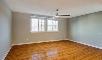 1619 10TH St S, Arlington, VA 22204