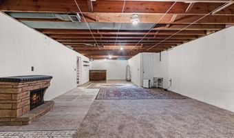 500 W SUNSET Ave, Appleton, WI 54911