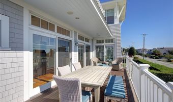 140 Tuckerman Ave, Middletown, RI 02842