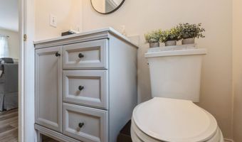 94 Georgetown Blvd, Barnegat, NJ 08005